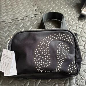 Lululemon Everywhere Belt Bag Studded NWT